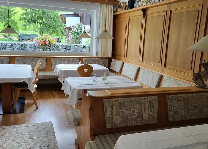 Erd´s Hoimatle 住宿加早餐酒店 3*